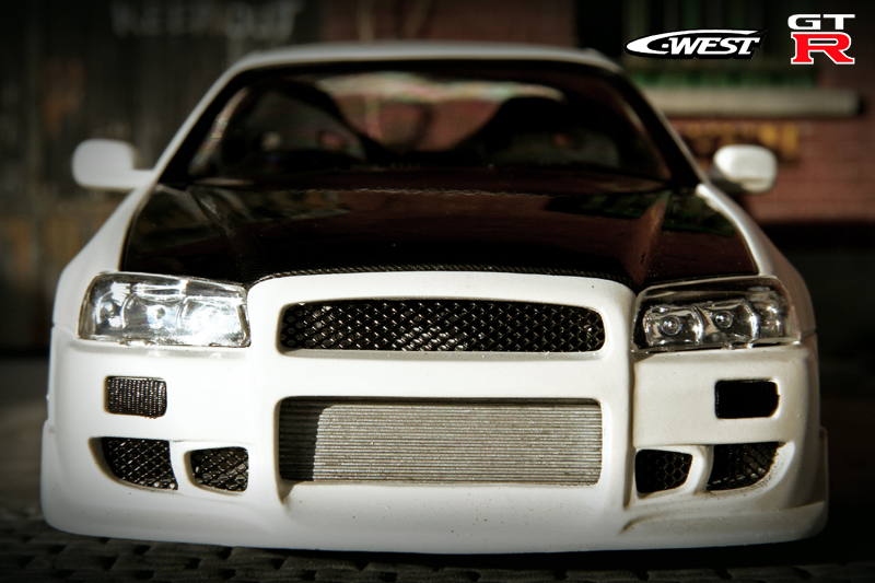 C West Nissan Skyline r34